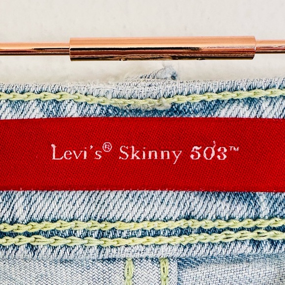 Vintage Levi’s Skinny 503 light wash Jeans - Picture 9 of 10